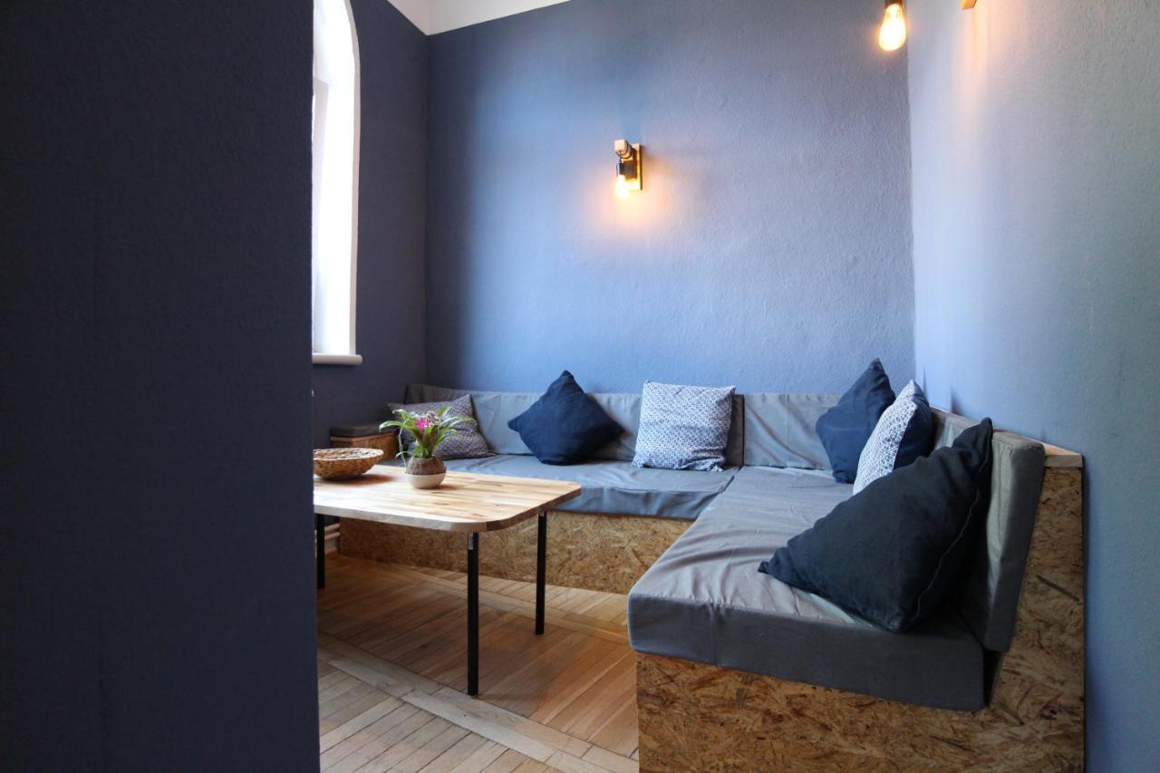 Blue Doors Hostel Ktv 로스토크 외부 사진