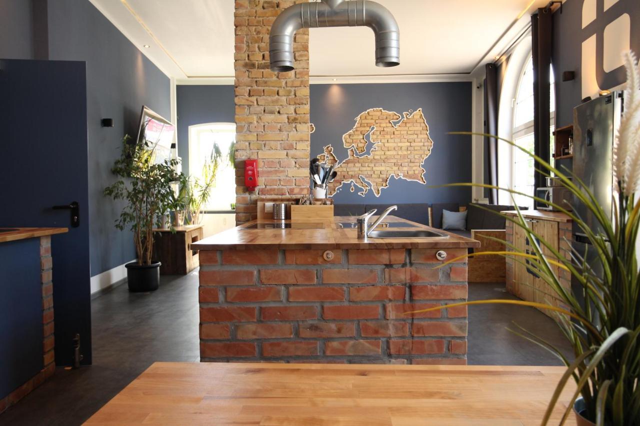 Blue Doors Hostel Ktv 로스토크 외부 사진