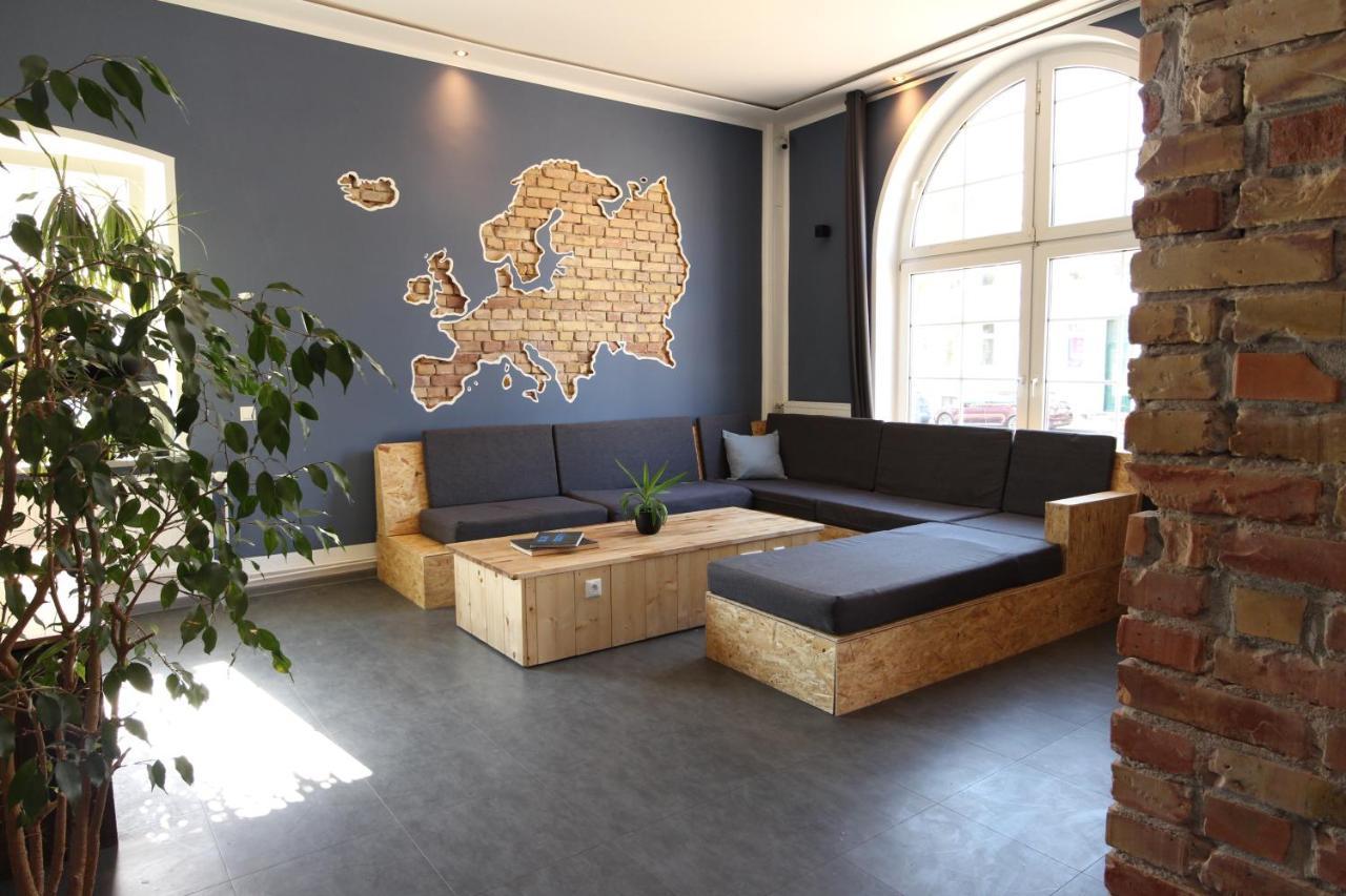 Blue Doors Hostel Ktv 로스토크 외부 사진