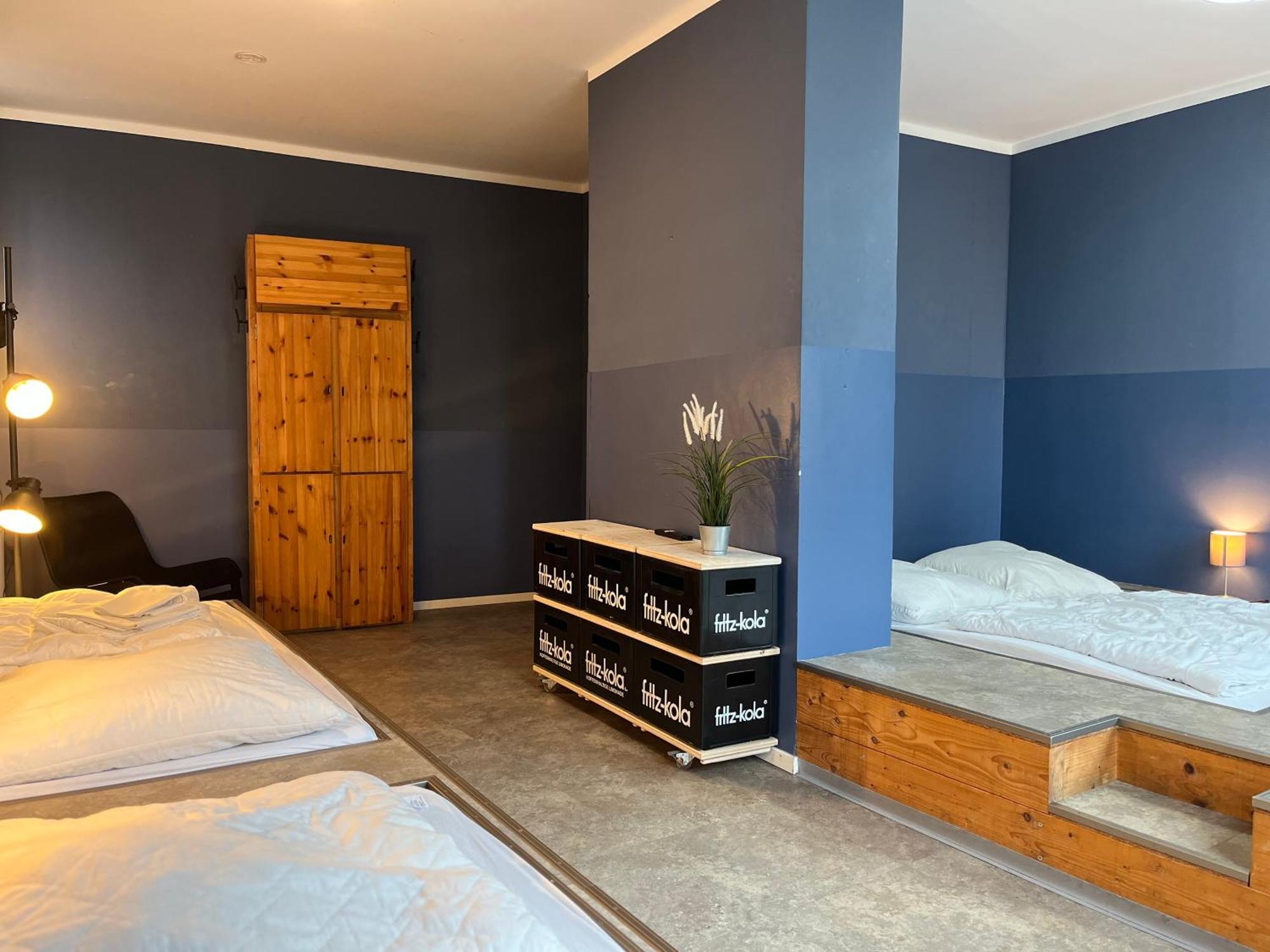 Blue Doors Hostel Ktv 로스토크 외부 사진