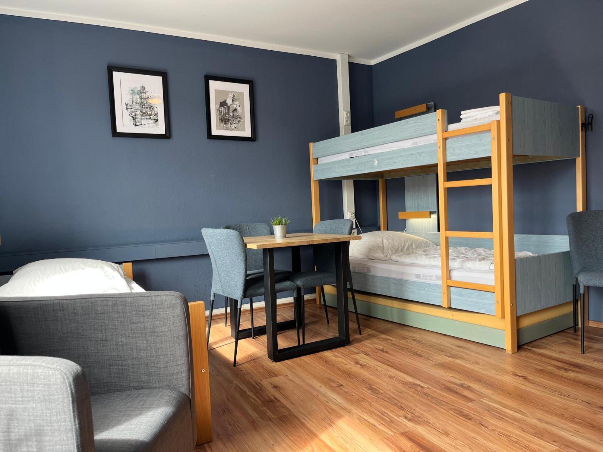 Blue Doors Hostel Ktv 로스토크 외부 사진