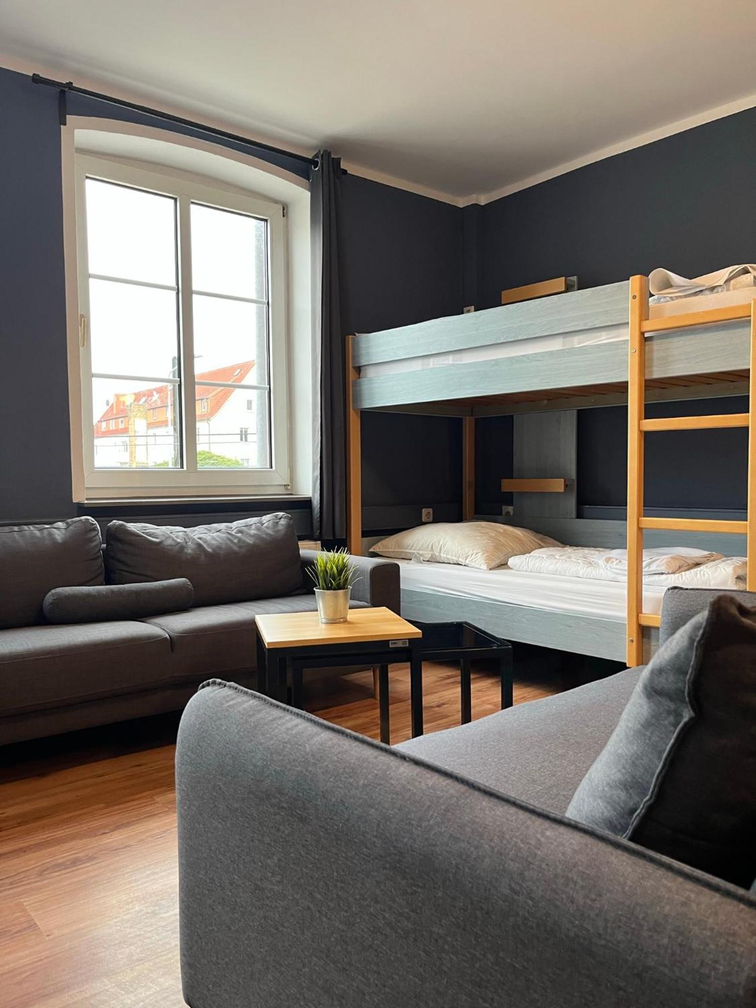 Blue Doors Hostel Ktv 로스토크 외부 사진