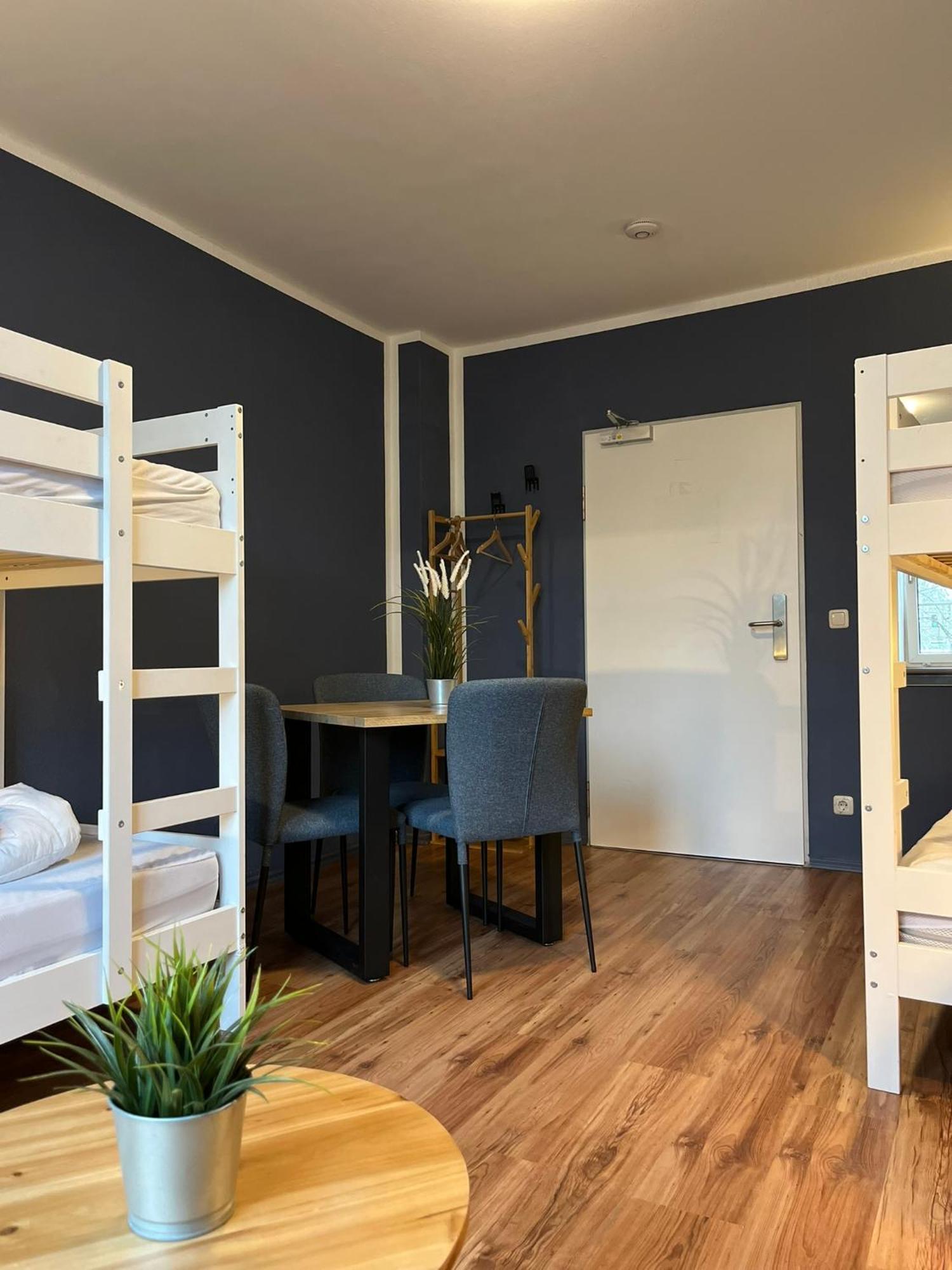 Blue Doors Hostel Ktv 로스토크 외부 사진