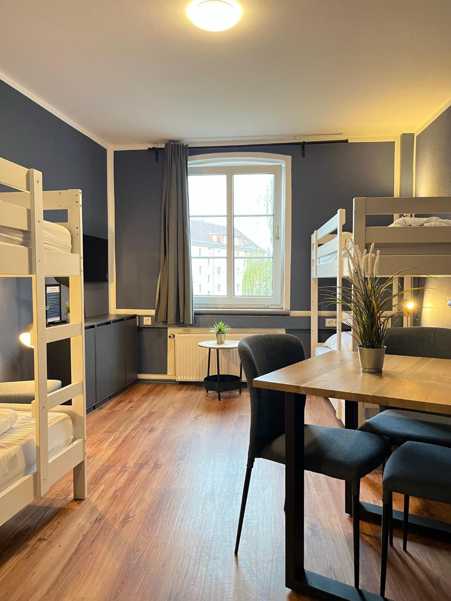Blue Doors Hostel Ktv 로스토크 외부 사진