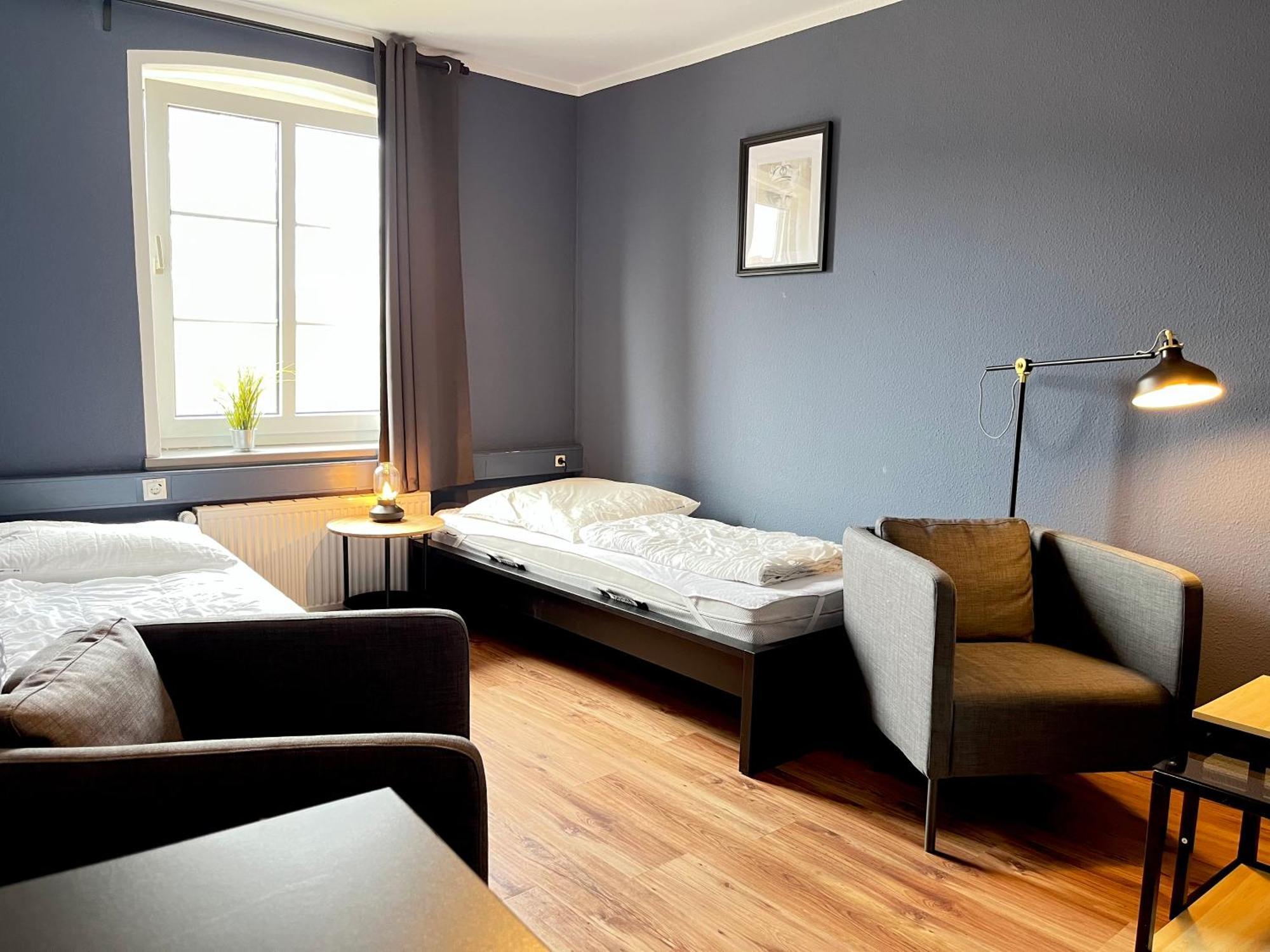 Blue Doors Hostel Ktv 로스토크 외부 사진